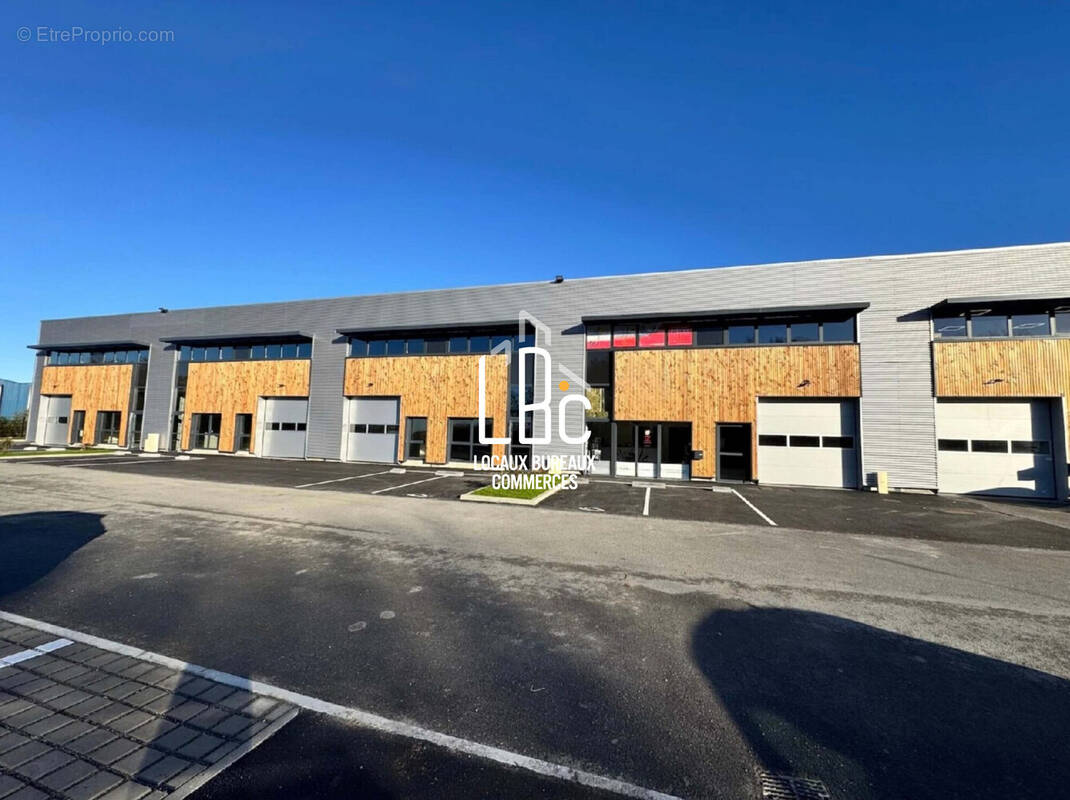 Commerce à BASSE-GOULAINE