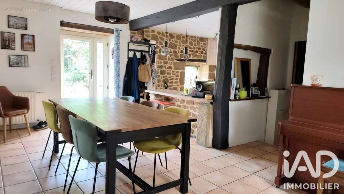 Maison 127 m² à Saint-Ouen-Des-Alleux  - photo 5