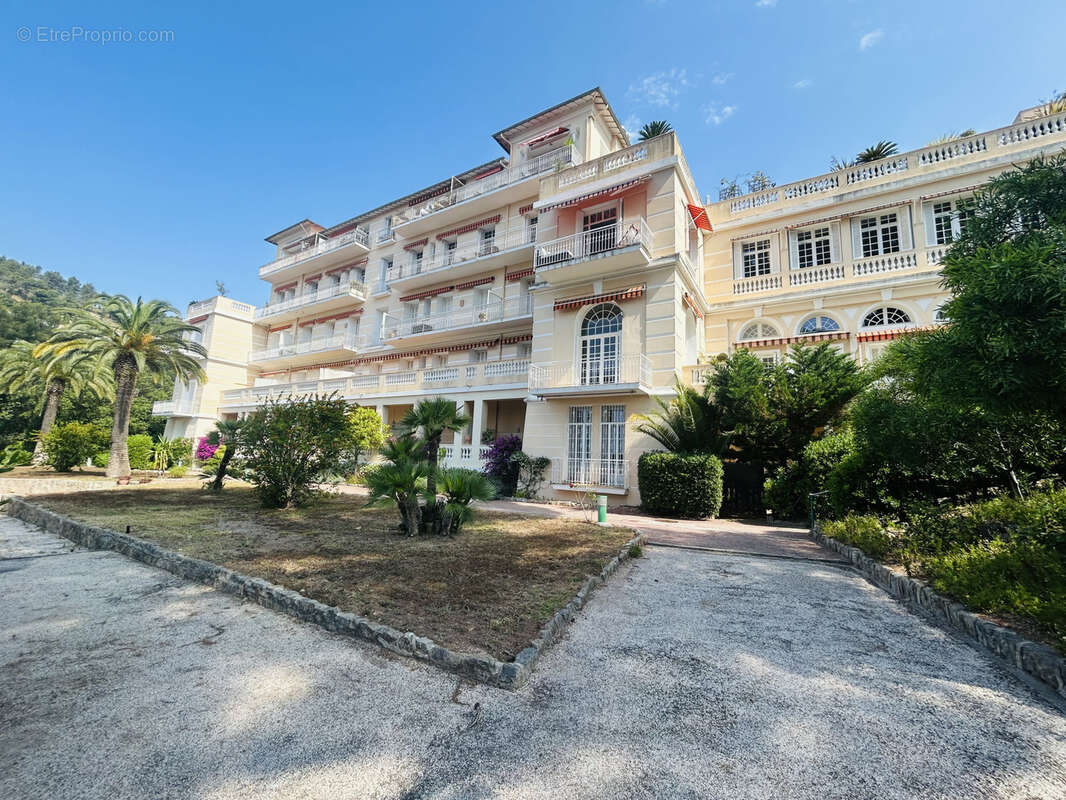 Appartement à HYERES