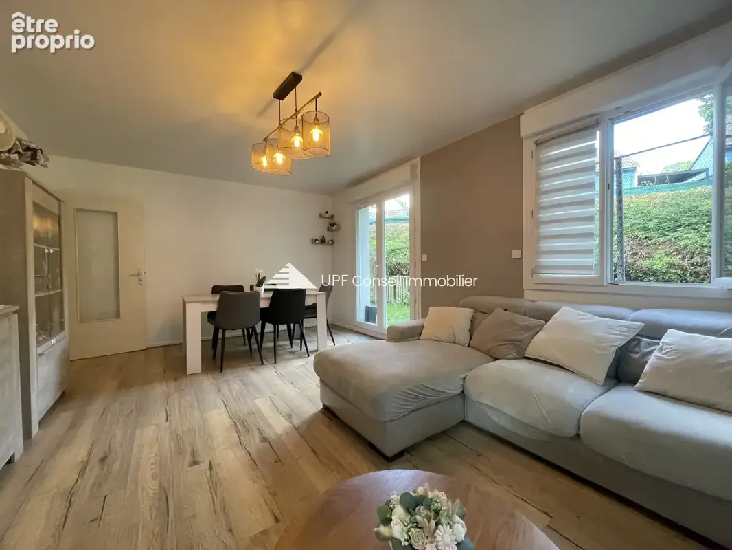 Appartement F2 très lumineux avec petit jardin privatif et garage - photo 3