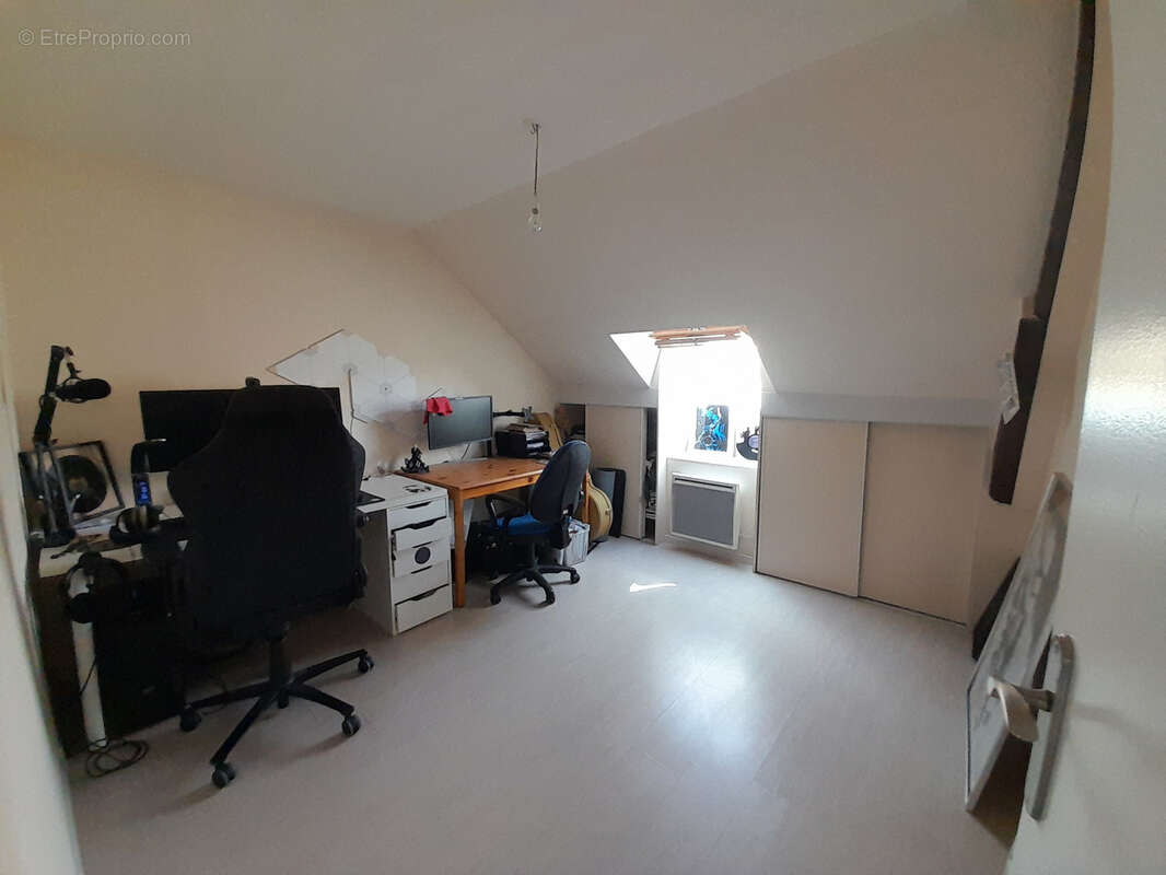 Appartement à AUNEAU