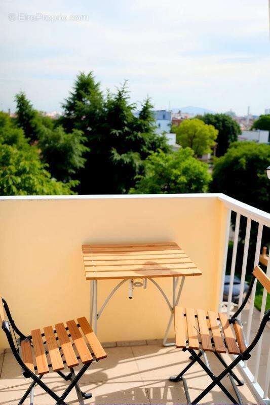 A VENDRE 37300 Joué les Tours Appartement 4 pièces 69 m2/ balcon / cave - photo 2