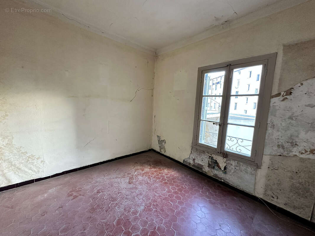 Maison à SAN-MARTINO-DI-LOTA