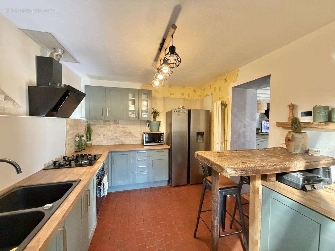 Charmante maison rénovée avec piscine chauffée - photo 3