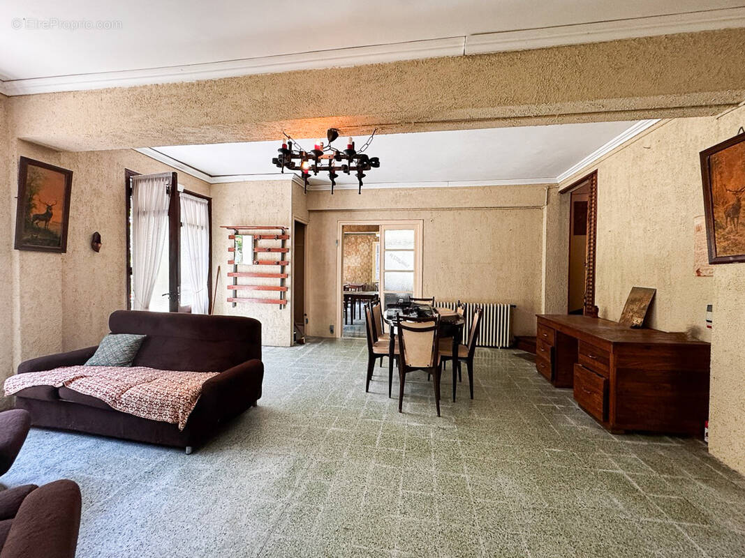 Appartement à CAMPILE