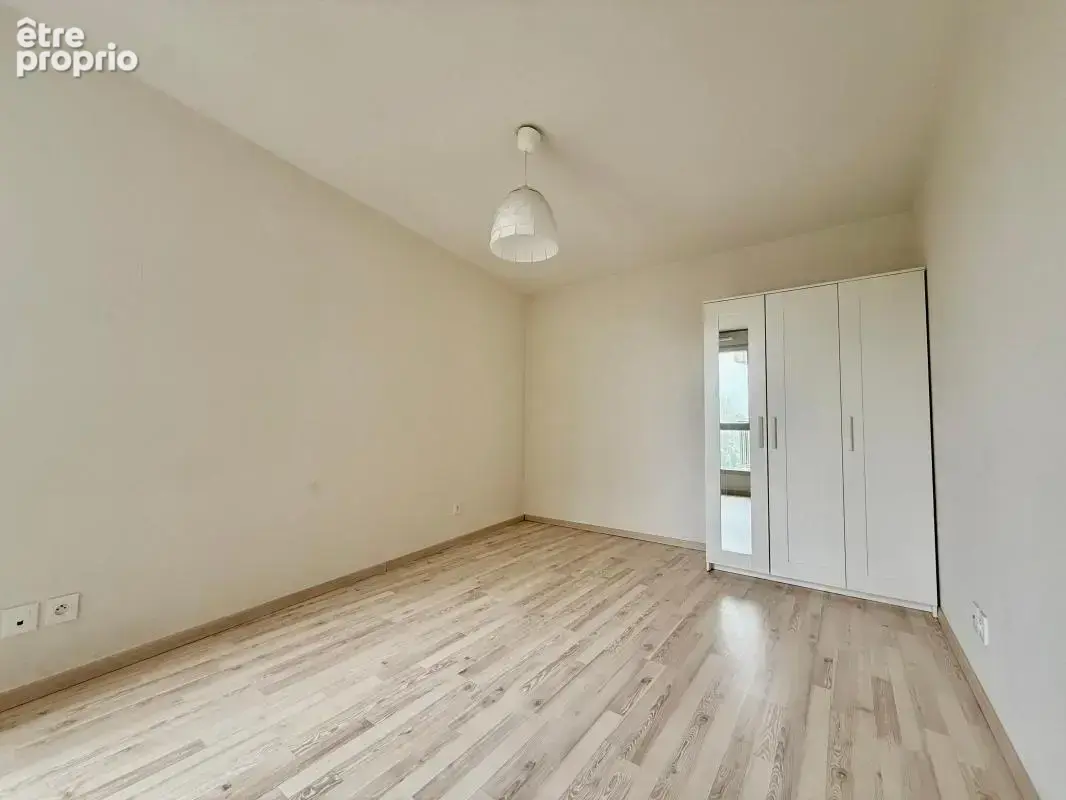 Appartement T 2 - résidence de 2016- ascenseur-terrasse-parking privatif - photo 6