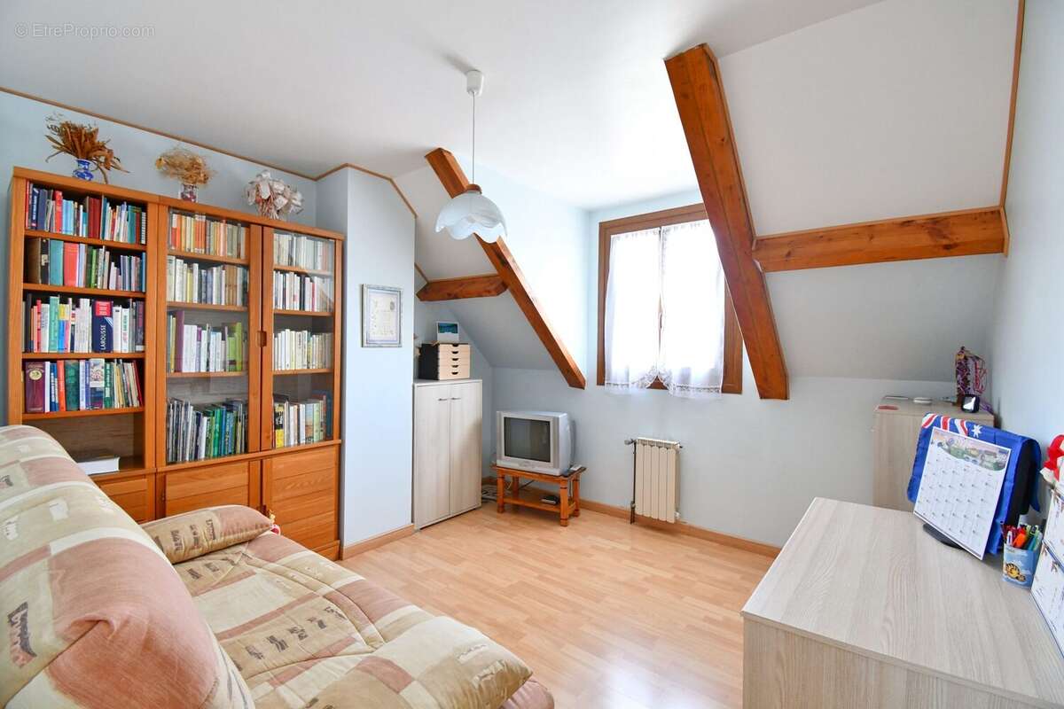 Maison 142 m² à Etang-Sur-Arroux  - photo 7