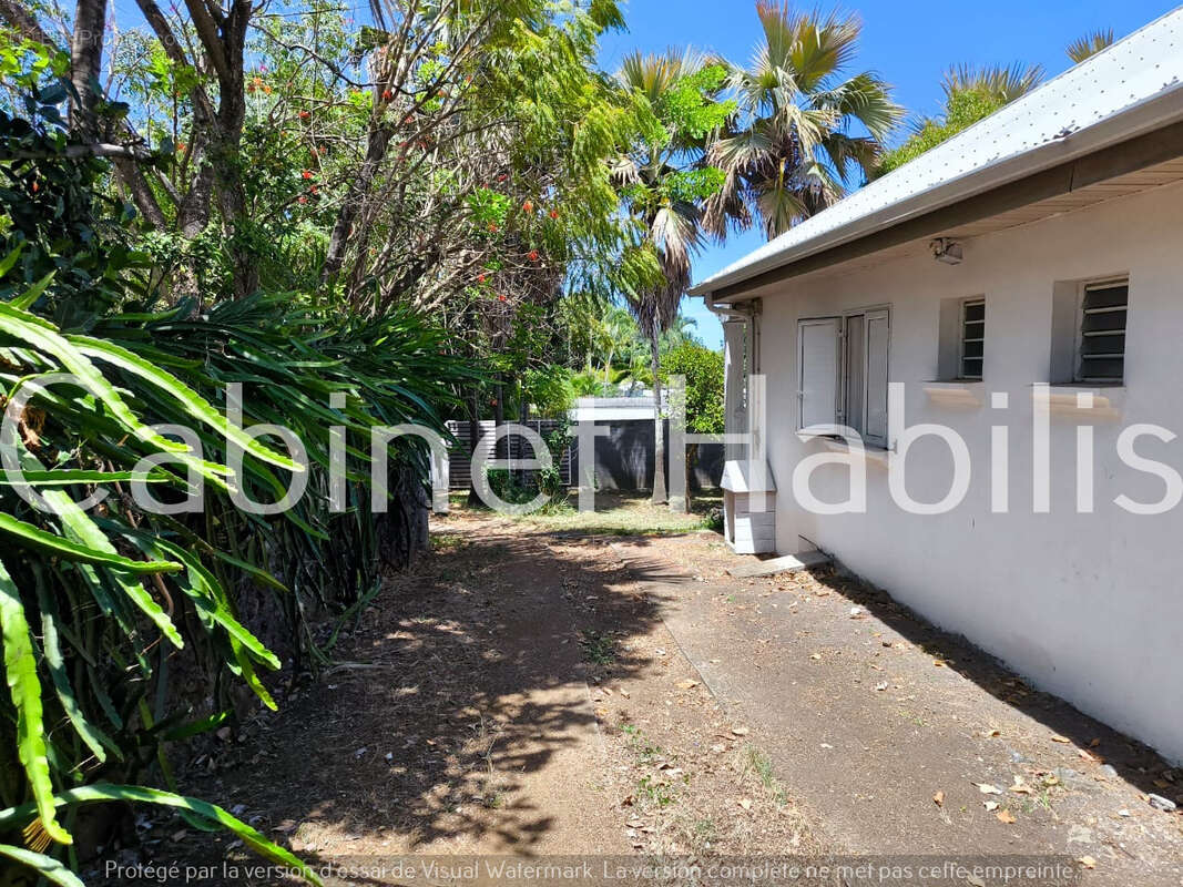 A vendre - maison de type t4 de 115.53 m2 environ - saint-pierre - 449 000 € - photo 10