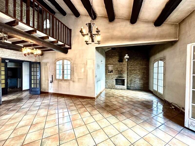 Maison à TOURVES