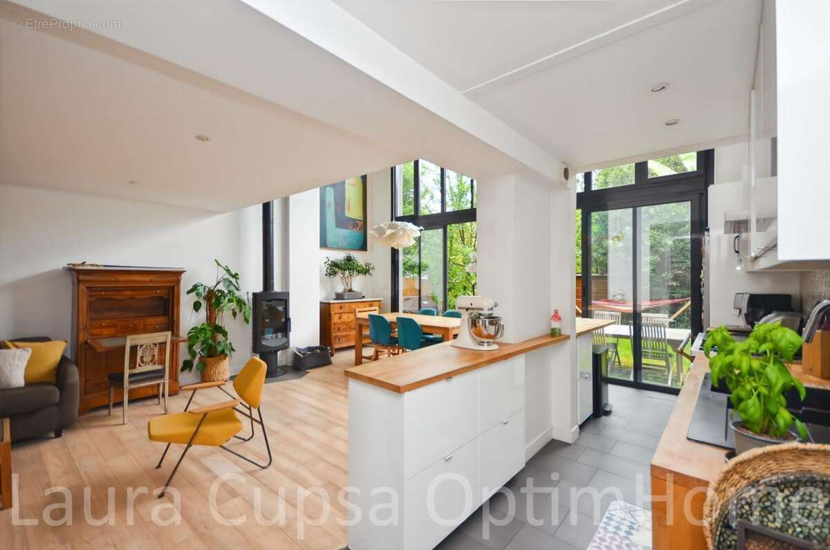 Bourg-la-reine - maison 5/6 pieces - 108 m² habitables - 112 m² utiles - 3 chambres - terrain 161 m² - transformations et extens - photo 4