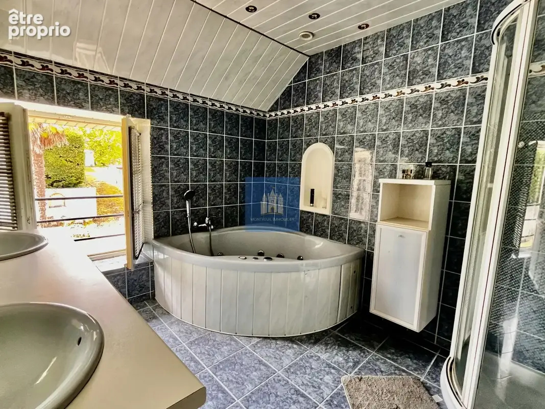 ANTOIGNE (49)  Maison de charme 3 CH avec piscine - photo 14
