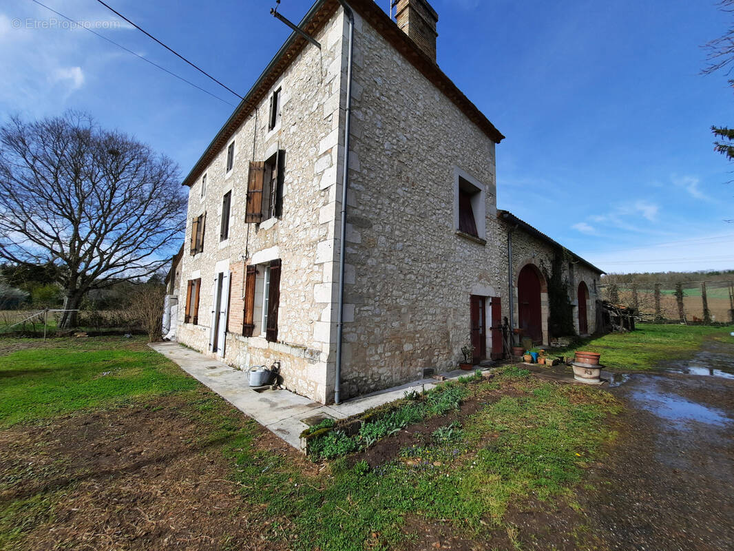 Maison à DURAS