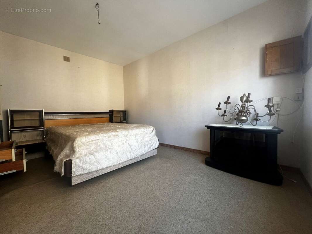 Maison à LE MOLAY-LITTRY