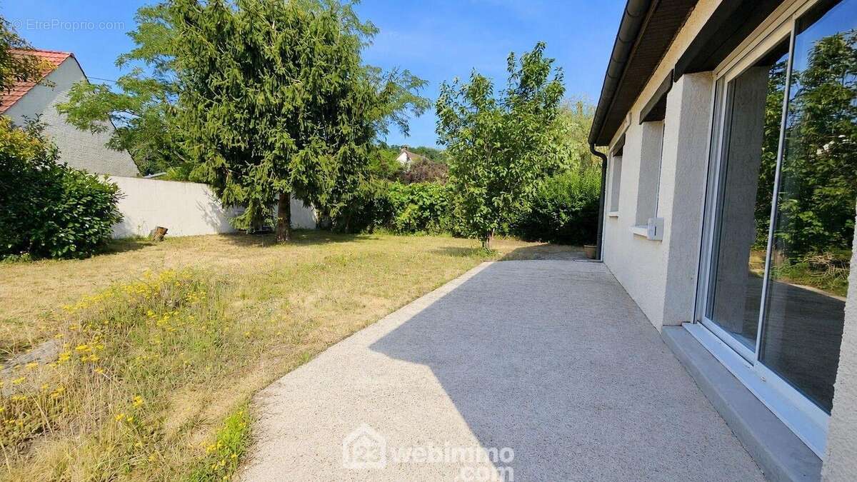 Une belle terrasse sans vis à vis! - Maison à MILLY-LA-FORET