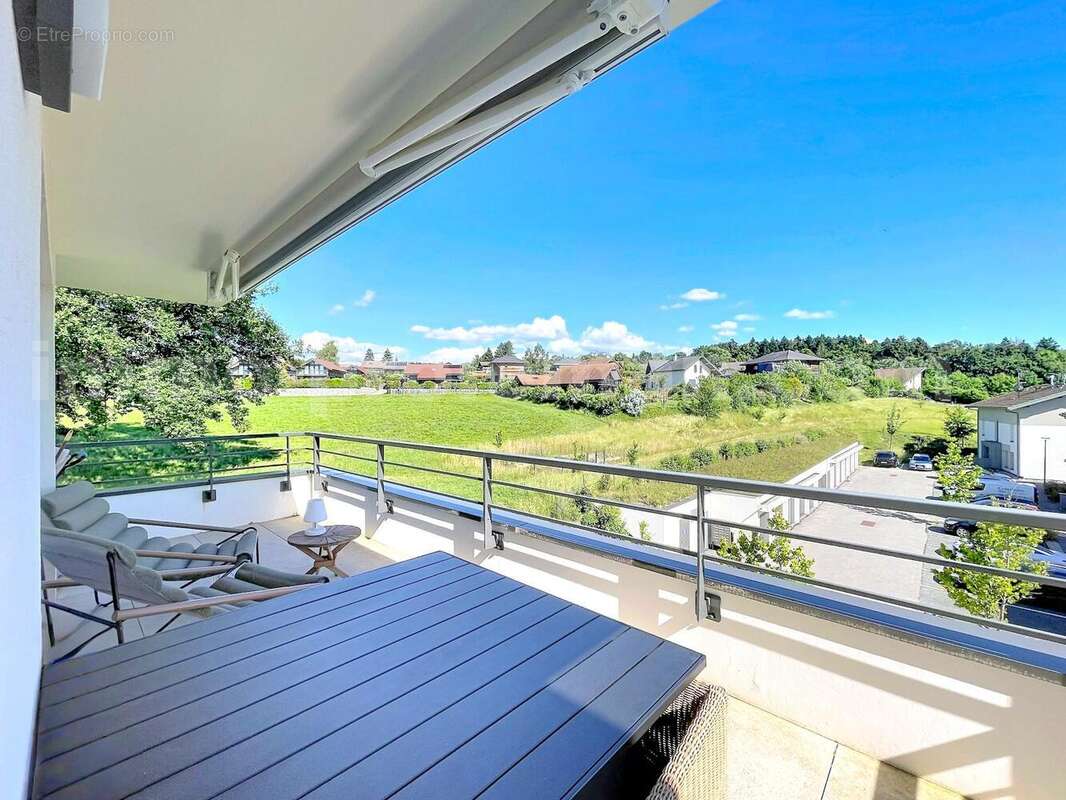 Appartement_T4_Villy-le-Pelloux_belle_superficie_proche_prox_frontière_Suisse_direction_GENEVE_autoroutes_investissement_locatif_vente_vue_ - Appartement à VILLY-LE-PELLOUX