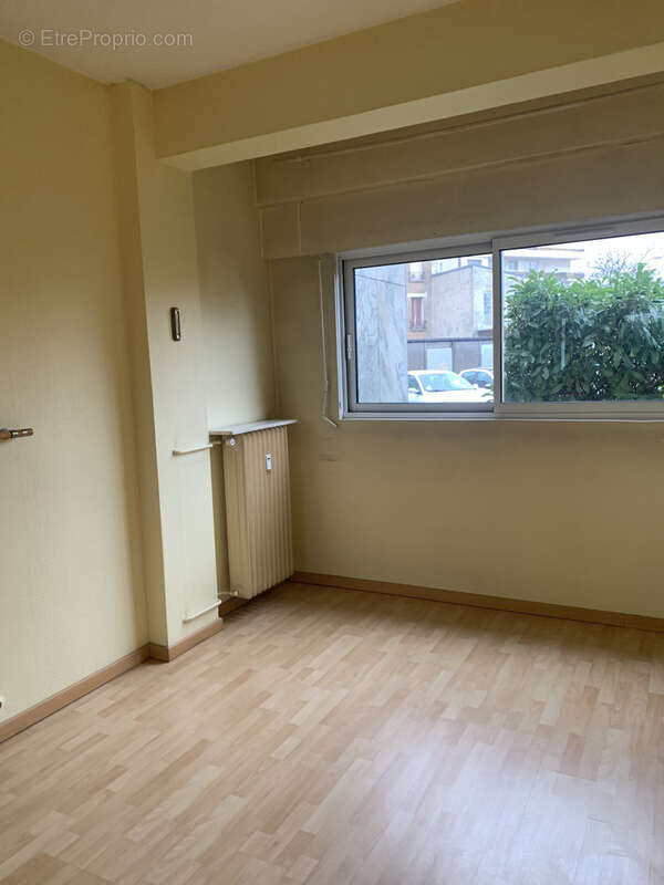 Appartement à SAINT-MAUR-DES-FOSSES