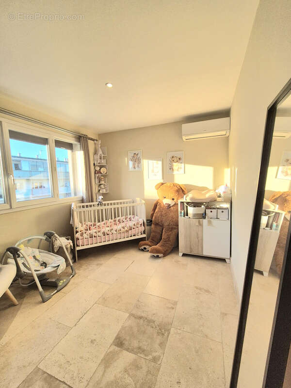 Appartement à HYERES