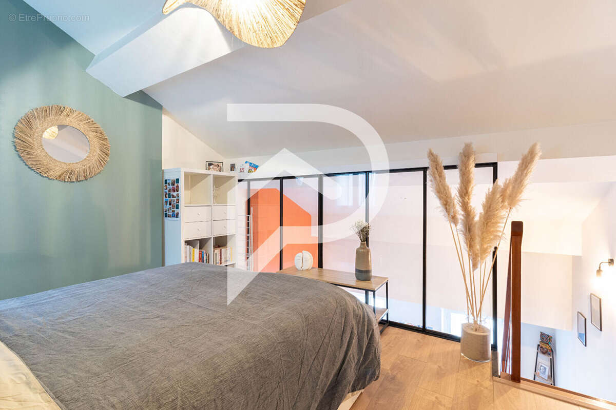 Appartement à MARSEILLE-2E