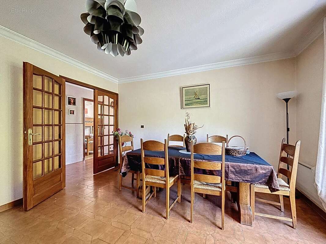 Maison à SAINT-JUST-DE-CLAIX