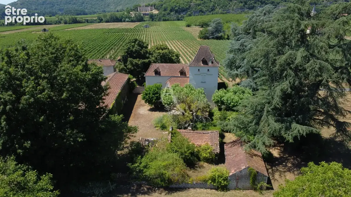 Maison à PARNAC