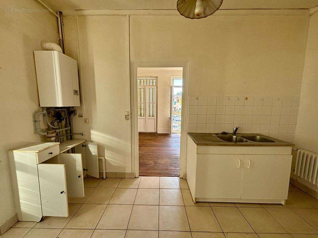 Appartement à LA CHARITE-SUR-LOIRE