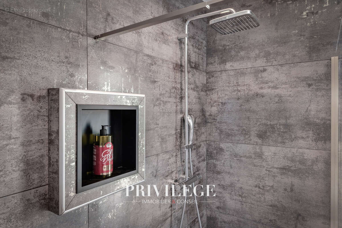 Aups — Exclusivité — Maison neuve avec piscine, prestations soignées et potentiel d’évolution - photo 22