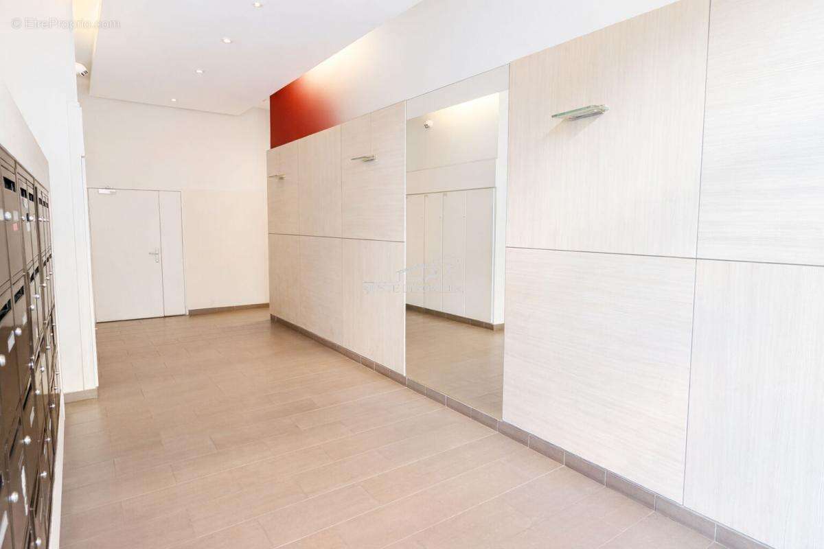 Appartement à MARSEILLE-3E