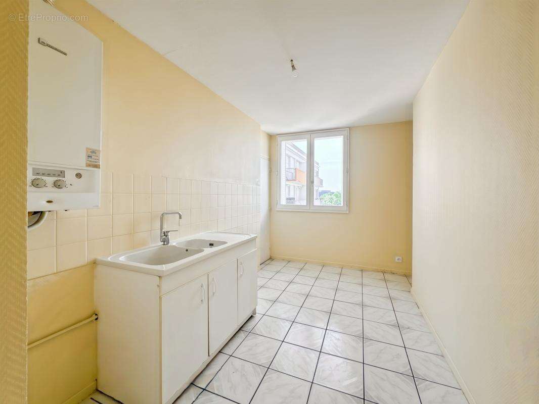 Appartement à ROMANS-SUR-ISERE