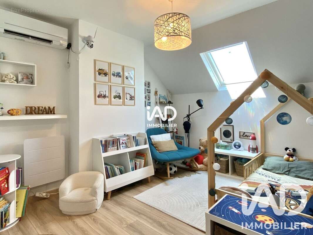 Maison 100 m² à Livry-Gargan  - photo 9