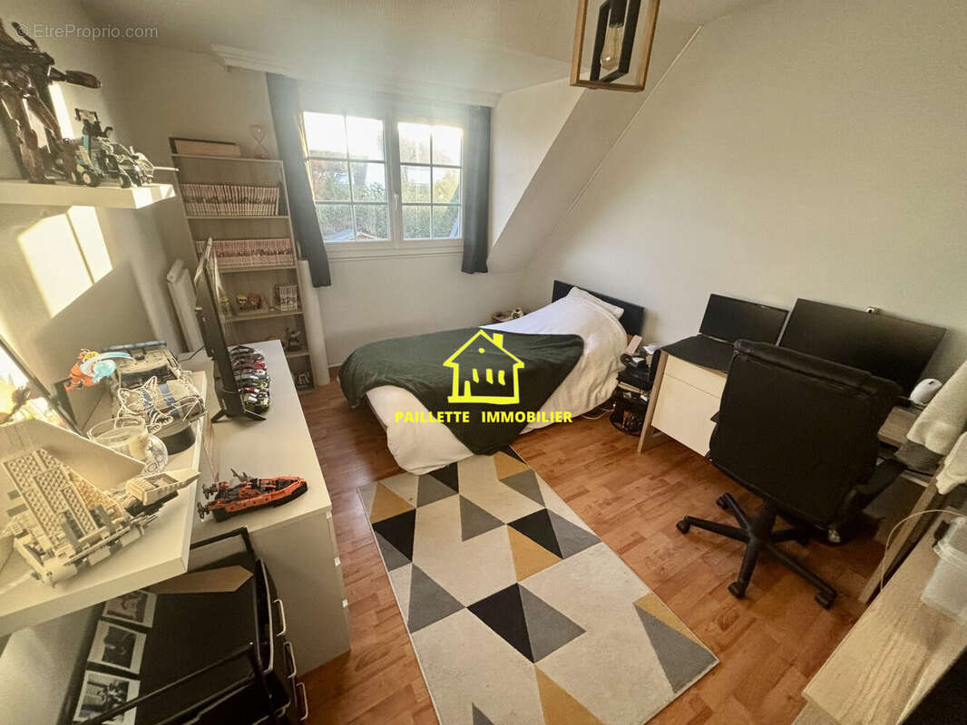 Maison à MONTIVILLIERS