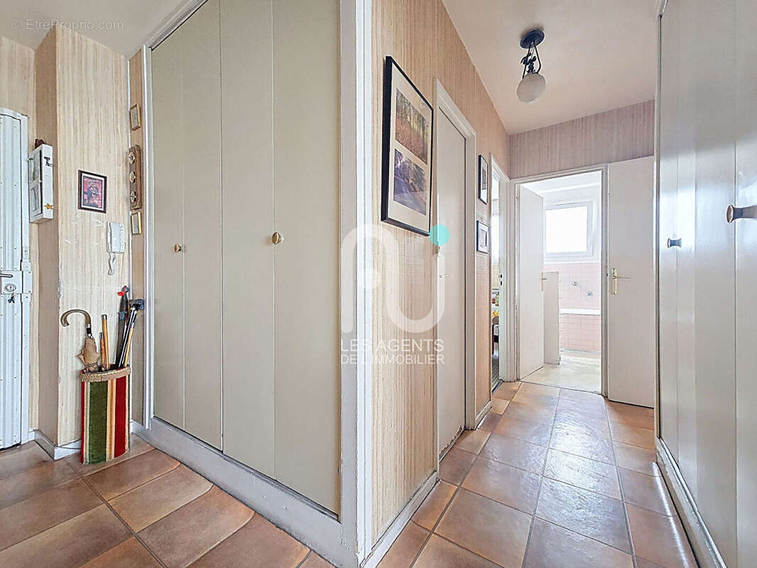 Appartement à ASNIERES-SUR-SEINE