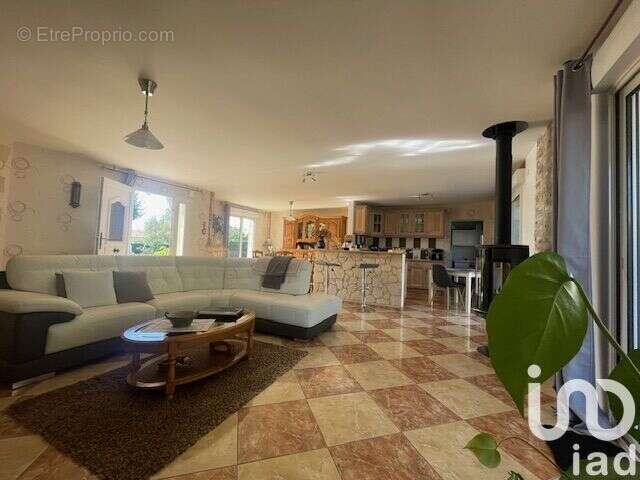 Photo 9 - Maison à LOUZY