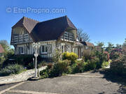 Maison à ENVERMEU