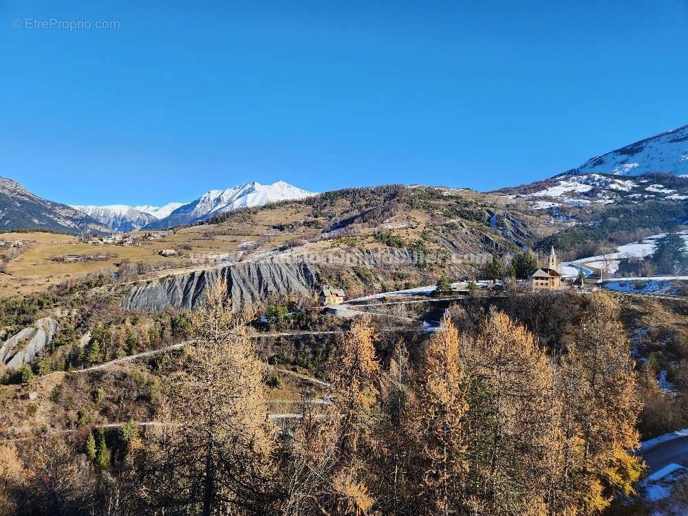 Appartement à LES THUILES