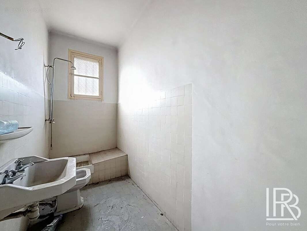 Appartement à MARSEILLE-11E