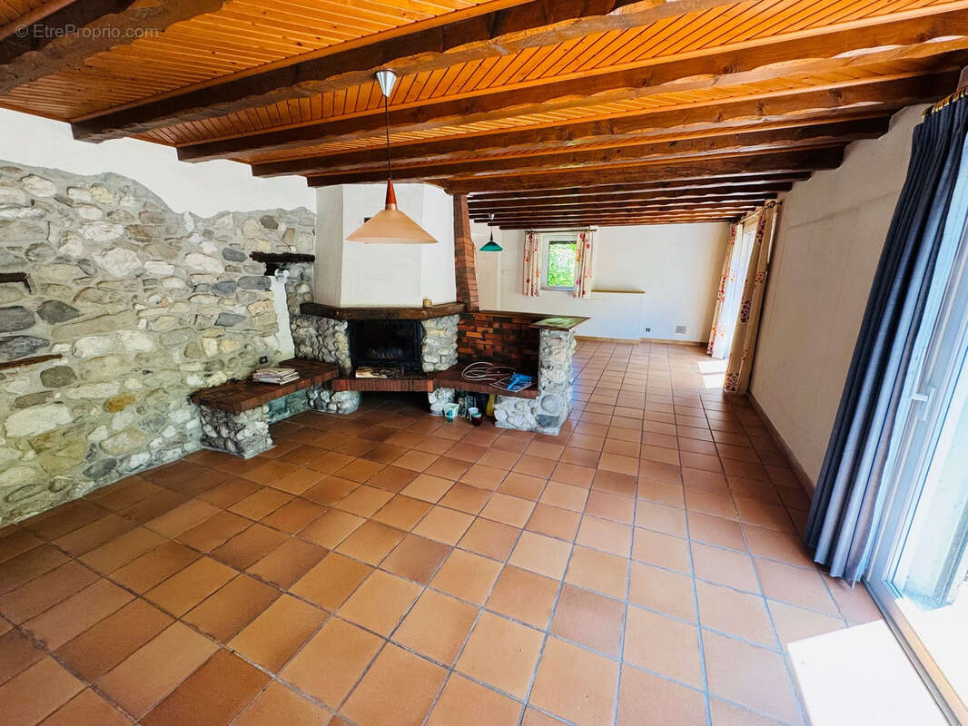 Maison à ALLONZIER-LA-CAILLE