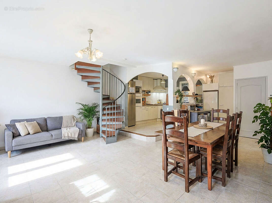 Maison à MARSEILLE-13E