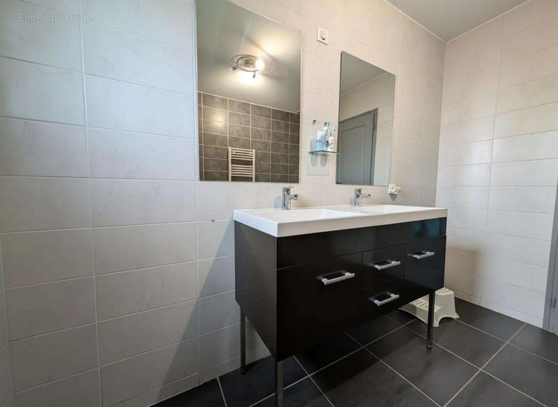 Maison à AUSSAC-VADALLE