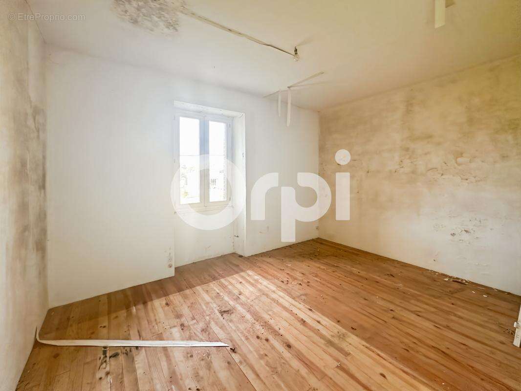 Maison à VALLON-PONT-D&#039;ARC