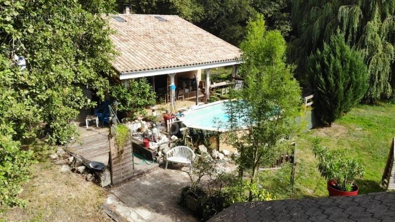 Maison à CASTELJALOUX