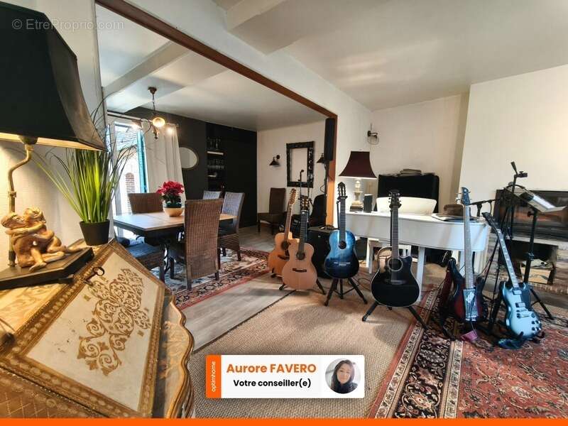 Maison à LONGNY-AU-PERCHE