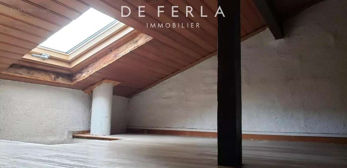 Maison à PARIS-18E