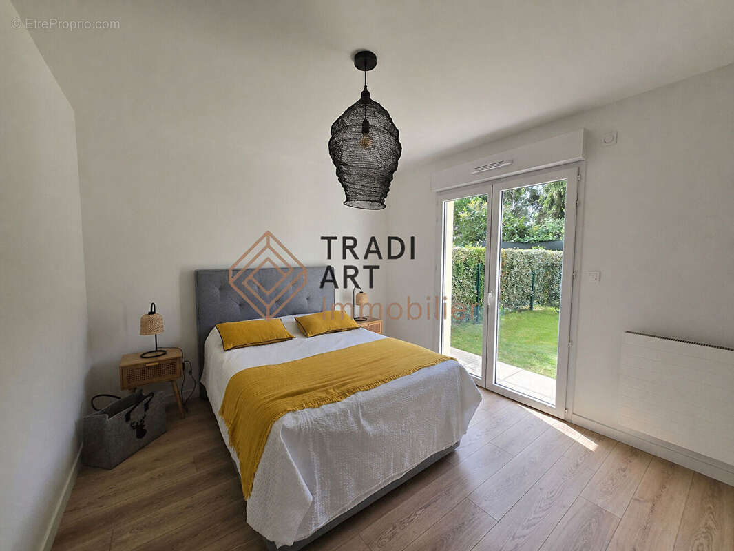 Appartement à SAINTE-GENEVIEVE-DES-BOIS