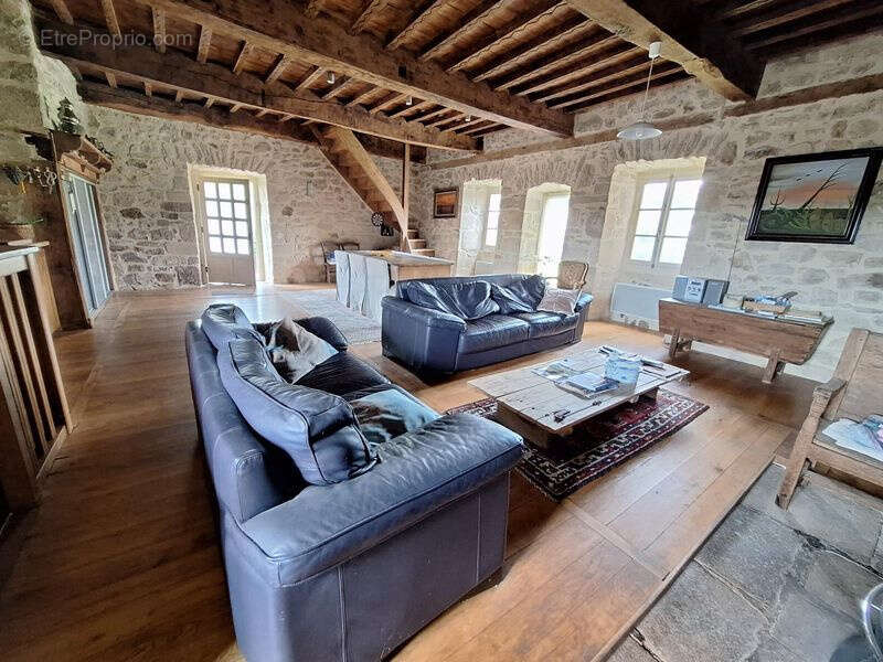 Maison à SOUSCEYRAC