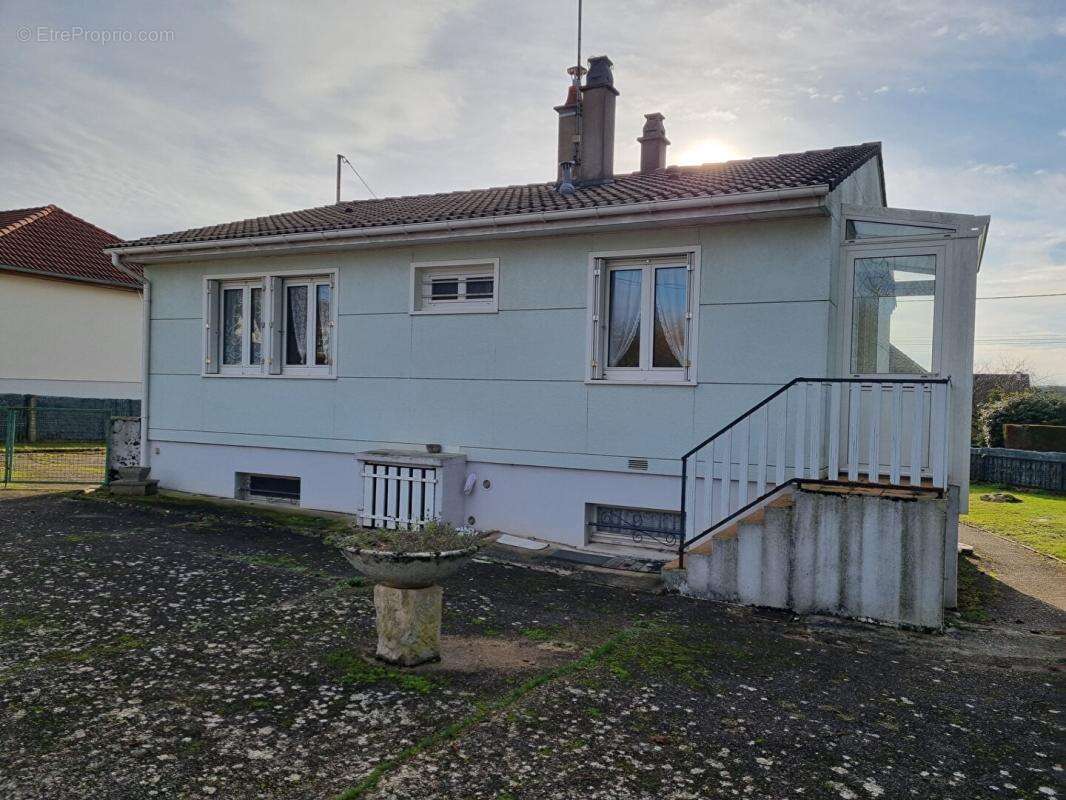 Maison à VILLIERS-SUR-LOIR