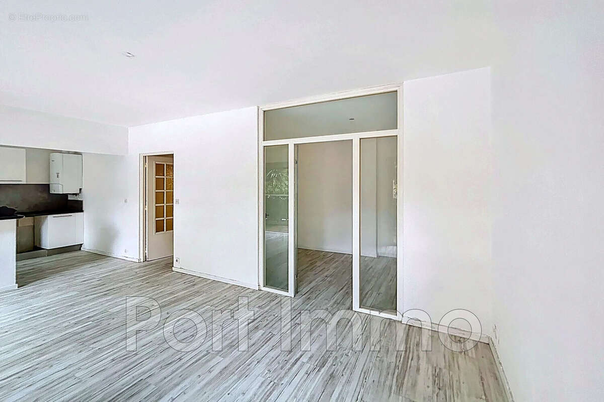 Appartement à CAGNES-SUR-MER