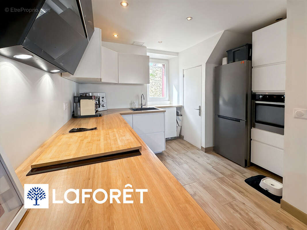 Appartement à EPINAY-SUR-ORGE