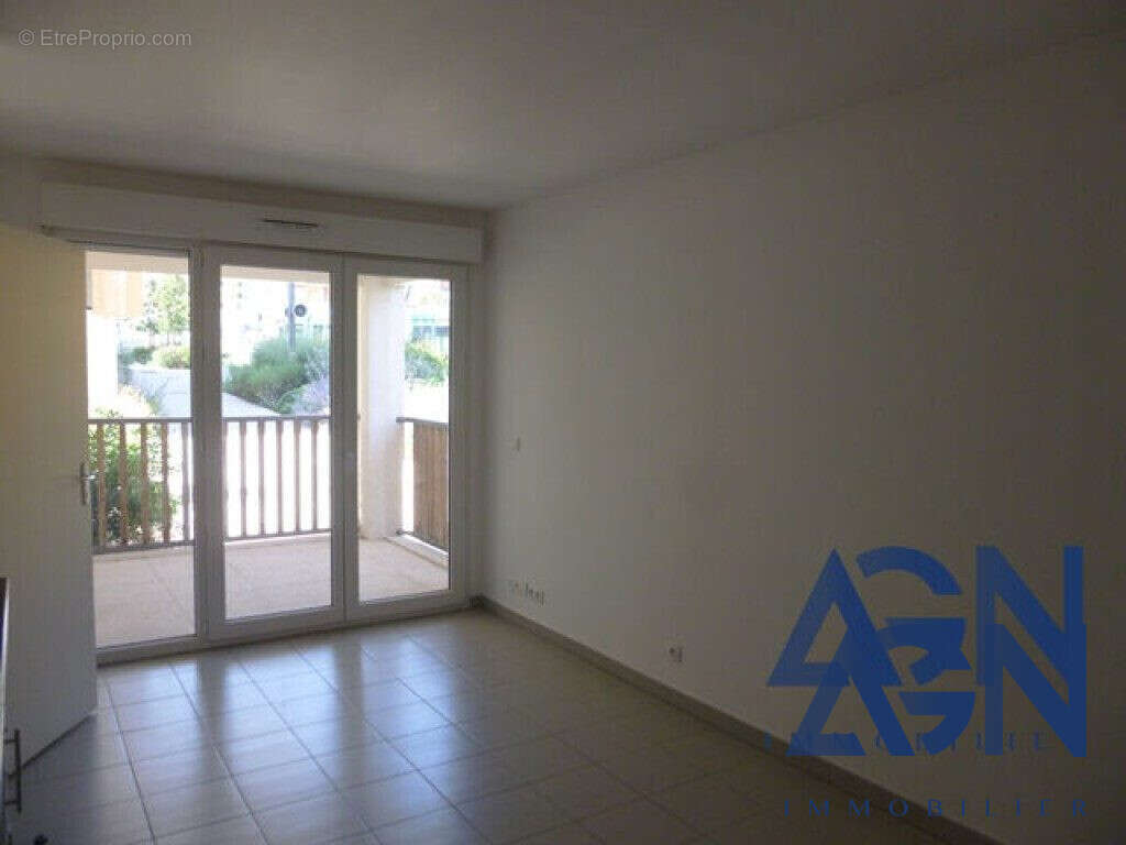 Appartement à JUVIGNAC