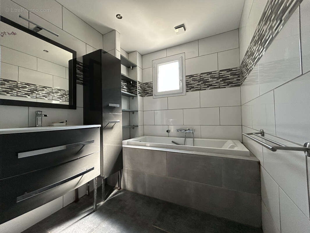 Maison individuelle dans un quartier calme - photo 6
