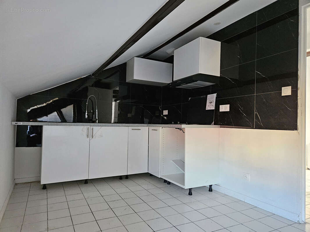 Appartement à CRESPIERES